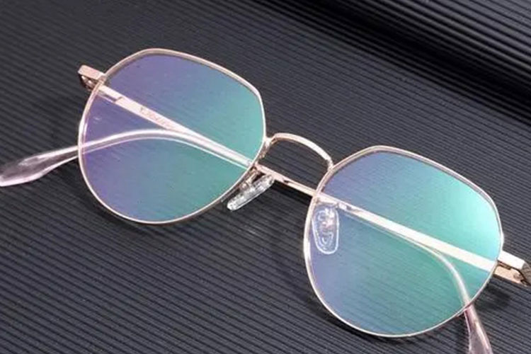 ​Was sind optische Brillen?
