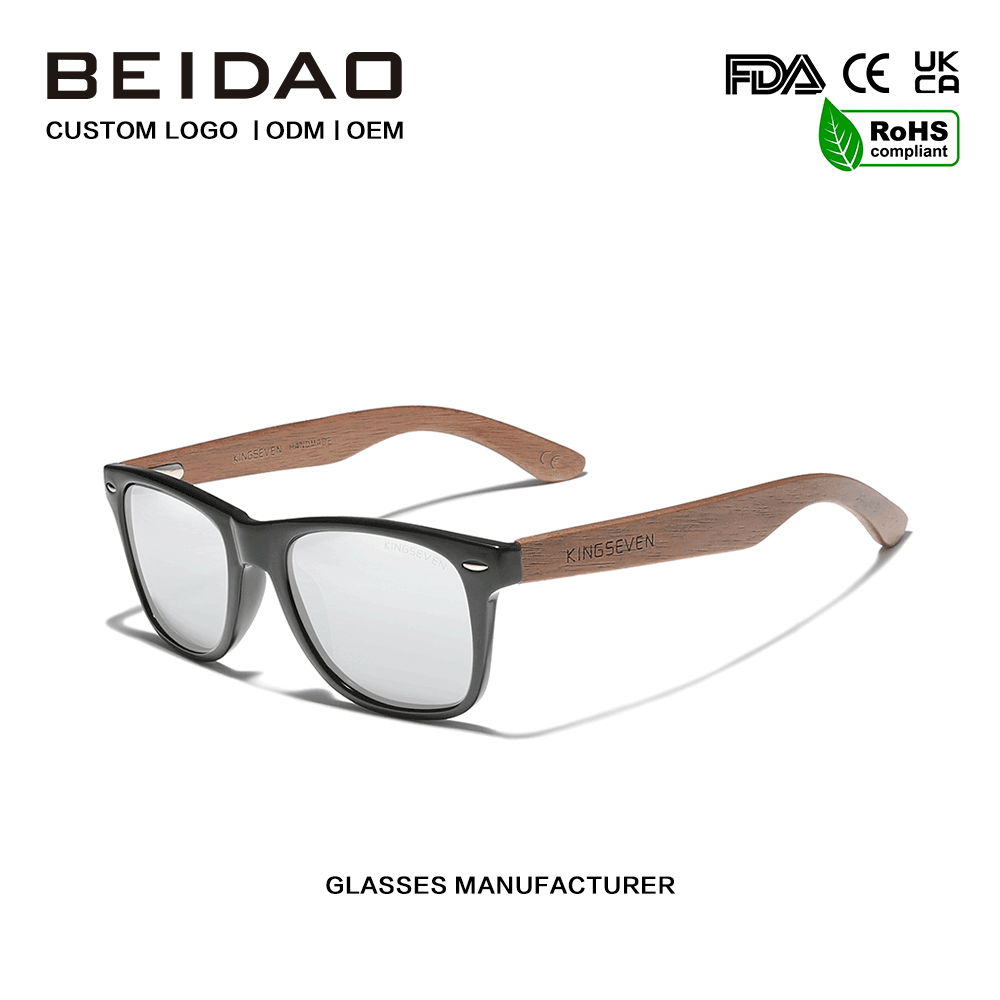 Moderne Sonnenbrille mit polarisiertem UV400-Schutz aus Walnussholz zum Fahren